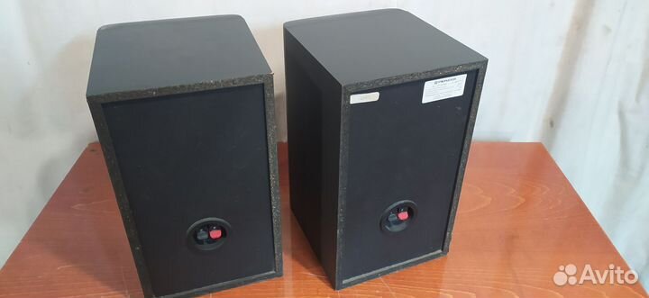 Полочная акустика