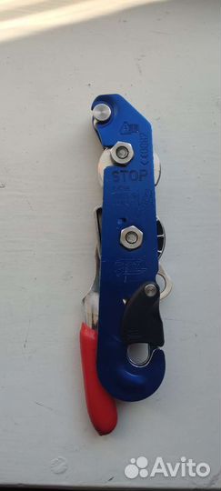 Спусковое устройство petzl - stop