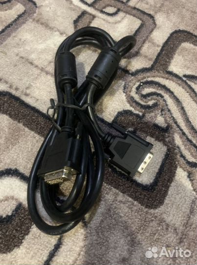 Кабель для компьютера