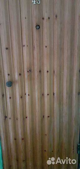 Дверь входная бу металлическая. Сейфовый замок