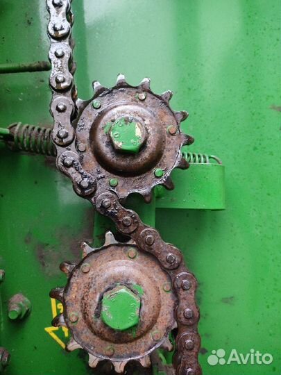 Пресс-подборщик John Deere 550, 1993