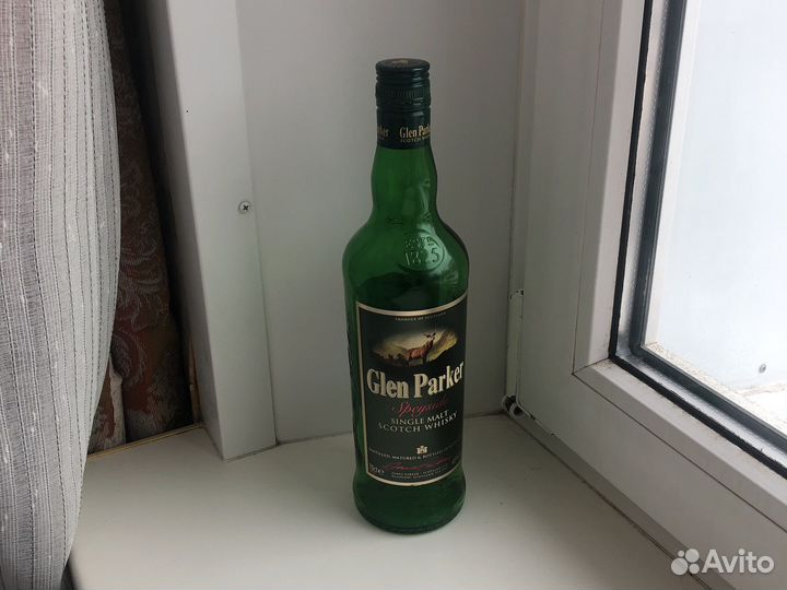 Бутылка зеленая с жестяным тубусом Glen Parker