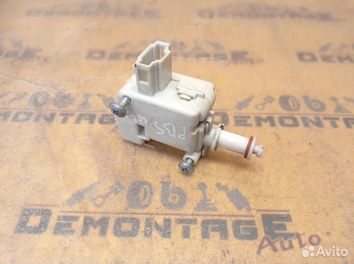 Активатор лючка топливного бака Passat B5 A6 C6 Q7