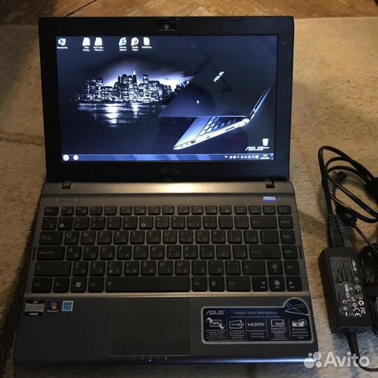 Asus EEE PC 1225B в разборе