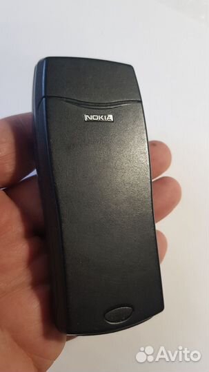 Nokia 8210