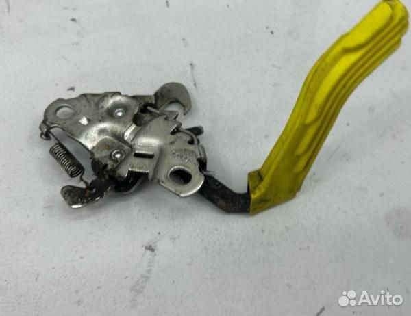 Замок капота передний Citroen C3 Picasso хэтчбек