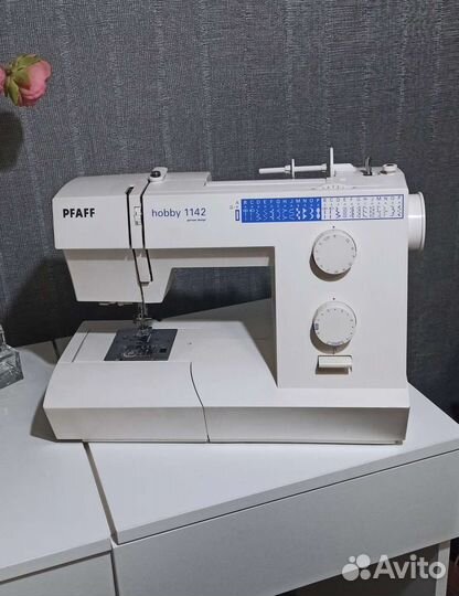 Швейная машина Pfaff Hobby 1142