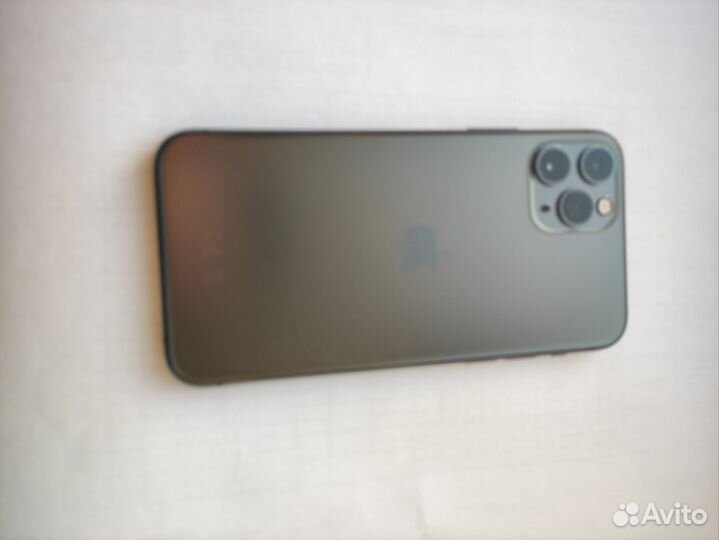 iPhone 11 Pro, 64 ГБ