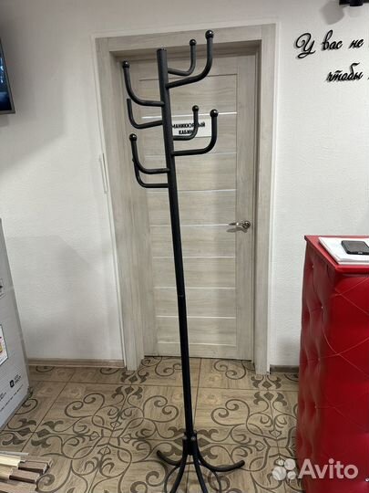 Вешалка напольная