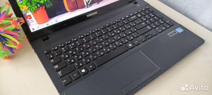 Ноутбук Samsung i5/4ядра/8ozu/ssd
