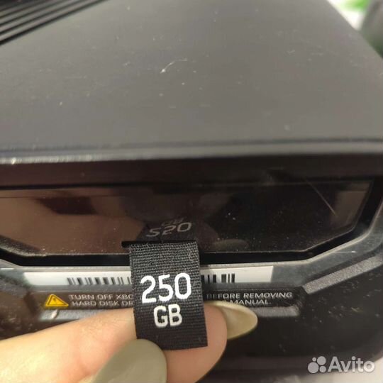 Xbox 360 фрибут. 250гб +игры. Гарантия от магазина