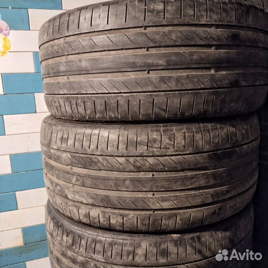 Continental ContiSportContact 5 SUV 295/40 R22