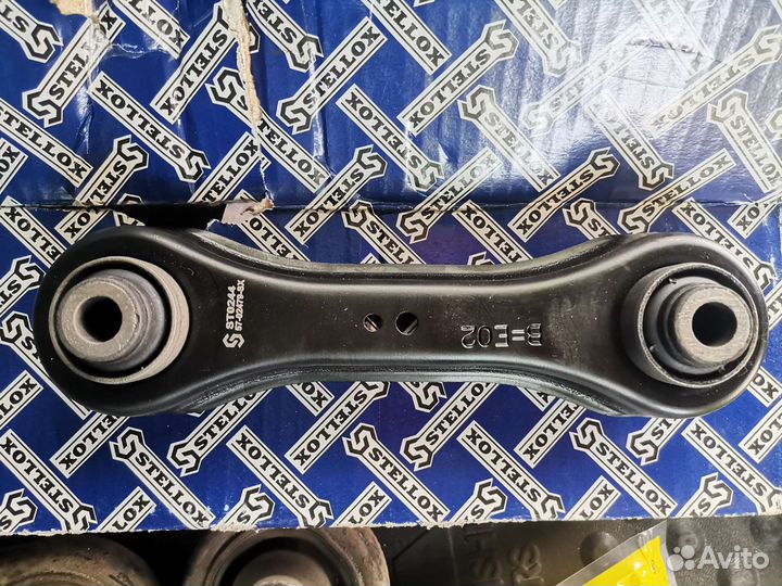 Рычаг задний поперечный верхний