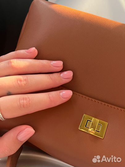 Маникюр «Всё включено»