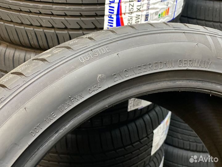 Kinforest KF550-UHP 285/40 R22 и 325/35 R22 110Y