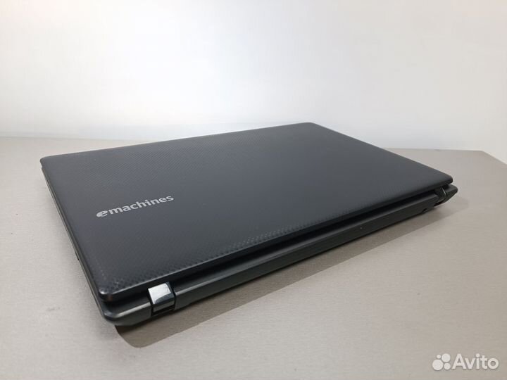 Ноутбук Emachines i5/6gb/HD 5470/ SSD 256/hdd