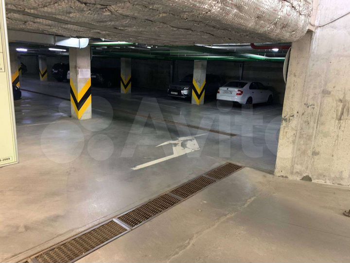 Машиноместо, 19 м²