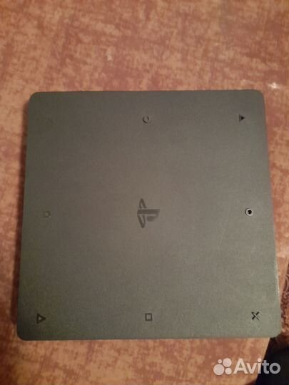 Продам ps4 slim 1tb