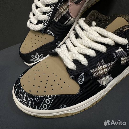 Кроссовки SB Dunk Low
