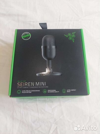 Микрофон для стрима Razer Seiren Mini