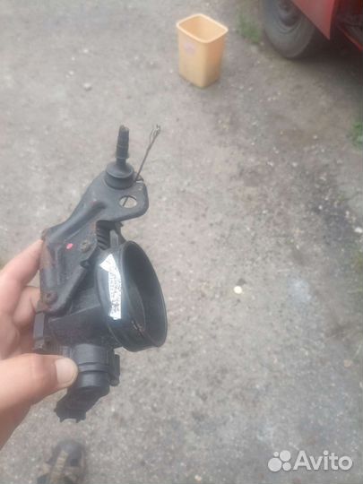 Ford focus 1.1.8 дросильноя заслонка