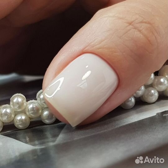 Маникюр педикюр