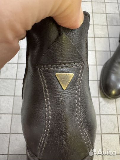 Ботинки мужские guess размер 40 бу