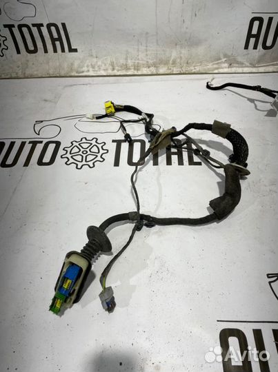 Проводка двери передняя Peugeot 308 EP6 2008