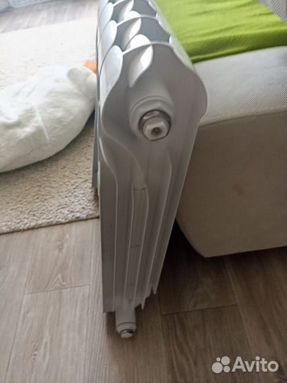 Батарея отопления биметаллическая