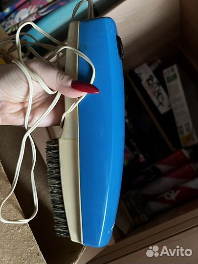 Электрощетка-пылесос Ветерок-3