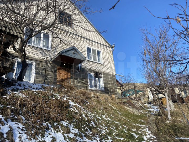 Дом 250 м² на участке 30 сот.