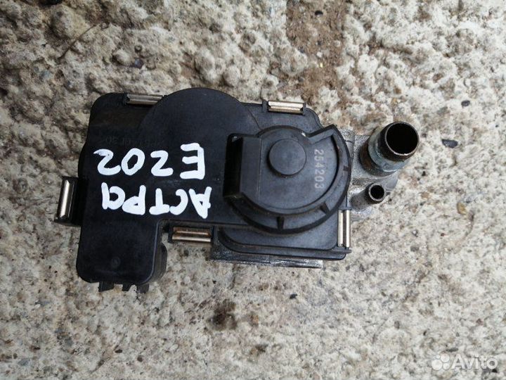 Блок дроссельной заслонки Opel Astra L48 Z16XEP