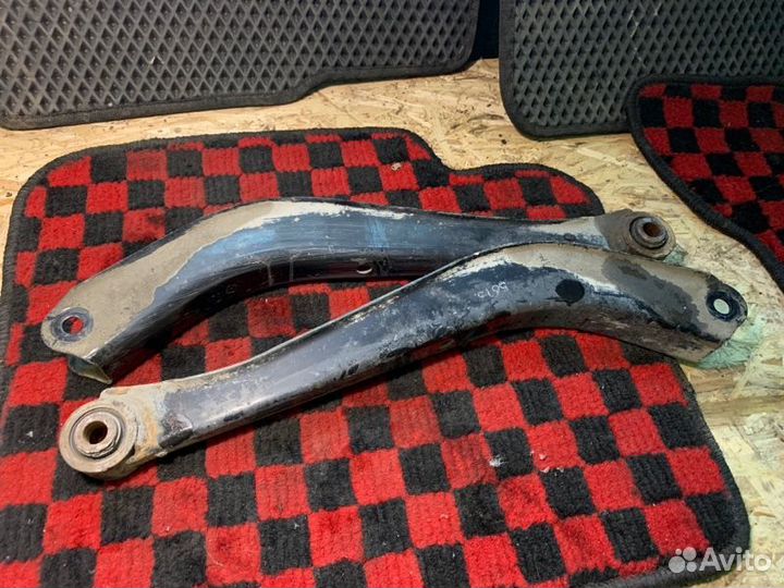 Рычаг задний развальный левый правый Subaru Legacy