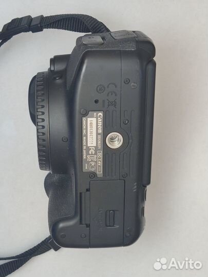 Canon 650d пробег всего 14т.к сенсорный поворотный