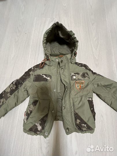 Демисезонный костюм на мальчика 86