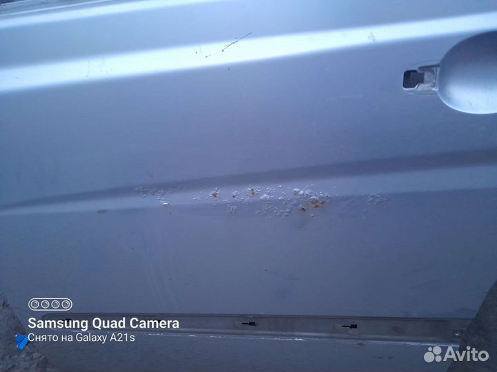 Дверь на мерседес виано 638