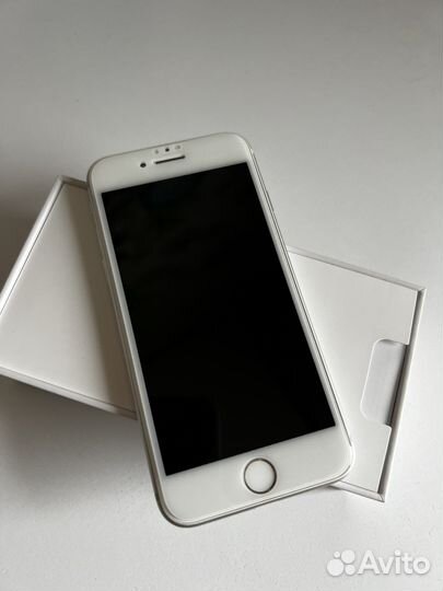 Телефон iPhone 8 256гб