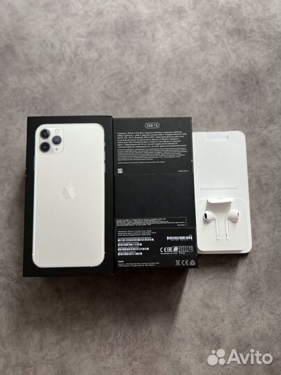 iPhone 11 Pro Max, 256 ГБ