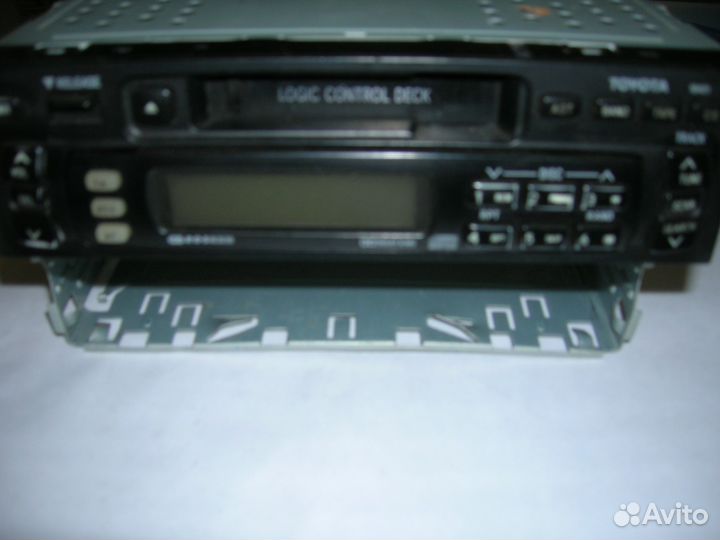 Штатный магнитофон тойота-ленд-круизер 100
