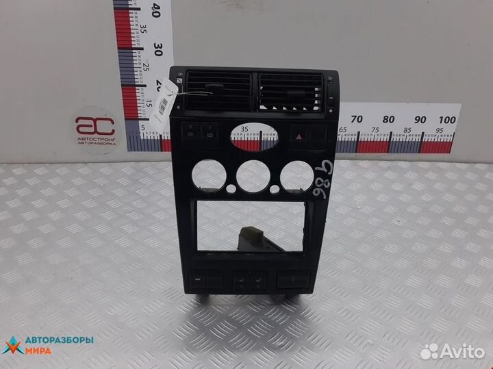 Подстаканник Ford Mondeo 3 2002 1231577