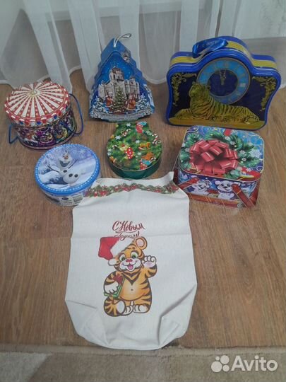 Новогодние коробки