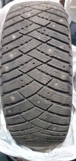 Goodyear Ultragrip Ice Arctic 205/55 R16