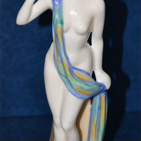 Royal Doulton. Фарфор. Скульптура bathing beauty