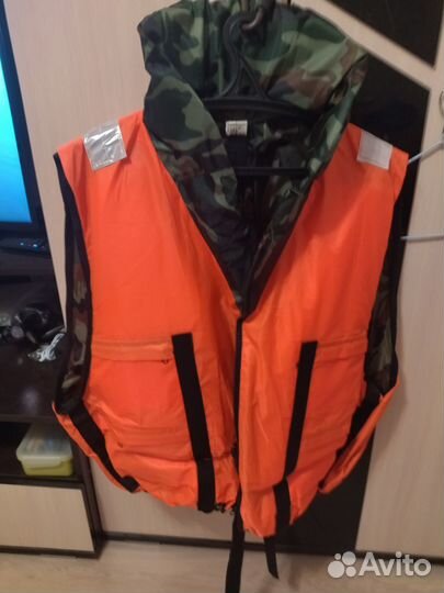 Спасательный жилет взрослый