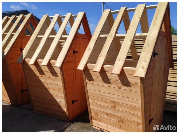 Домики для колодцев и туалеты дачные