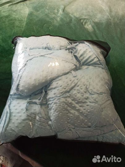 Бортики в кроватку