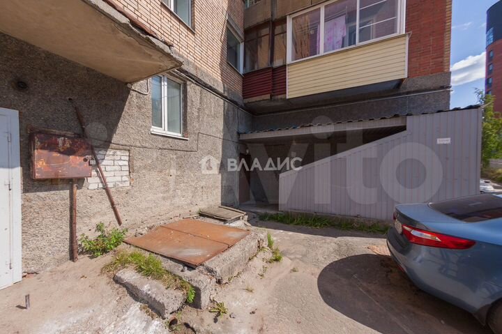 Продам помещение свободного назначения, 328.6 м²