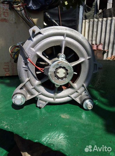 Электродвигатель 220в