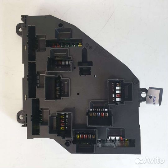 Блок предохранителей 9210857 BMW 7 F01/F02 4.4 Бен