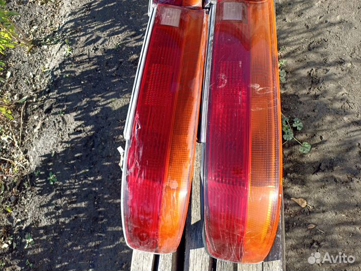 Задние фонари Toyota Chaser 90